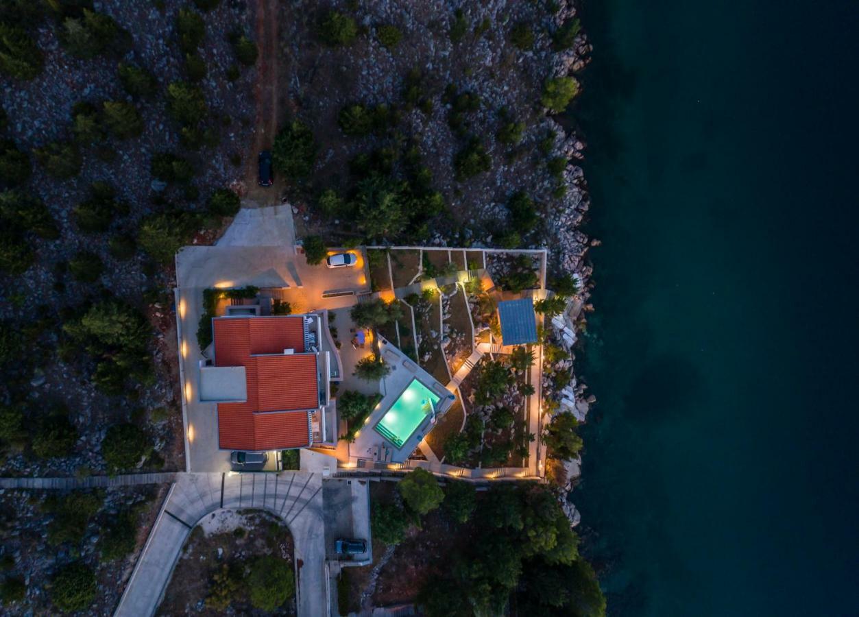 Maria Apartments สตารีกราด-ปาเคลนีซา ภายนอก รูปภาพ